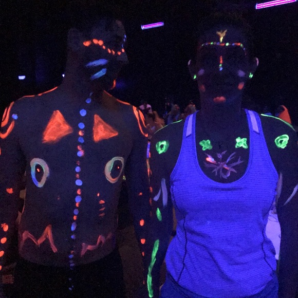 🌞HI FRIENDS! About Me- Get To Know Me!☮️ - Picture 6 of 8